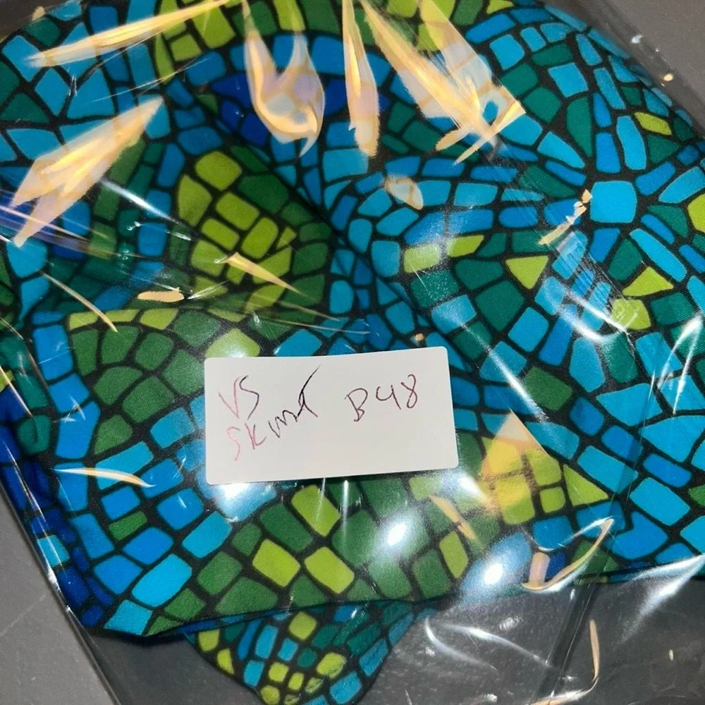 Victoria's Secret Blue and Green Mosaic Skirt swim skirt - Picture 7 of 7